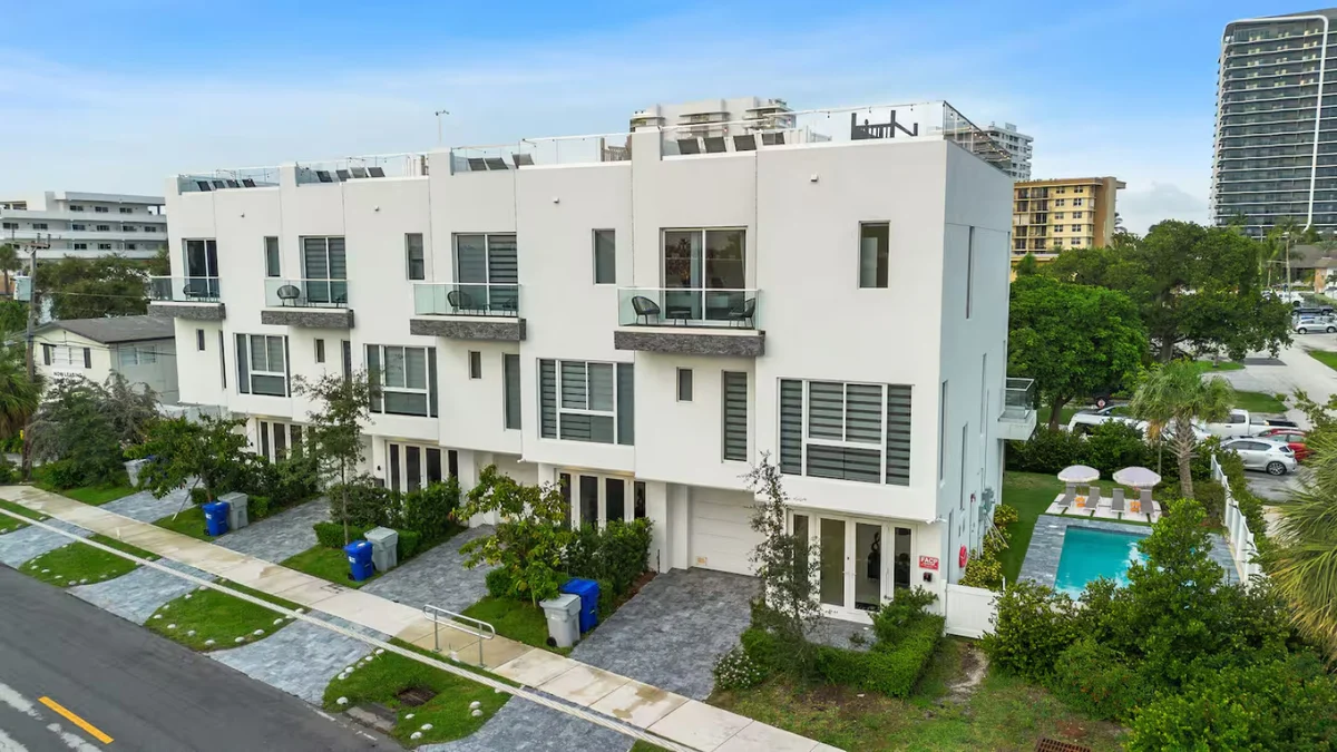 2022 Beach Home, Rooftop Spa #7