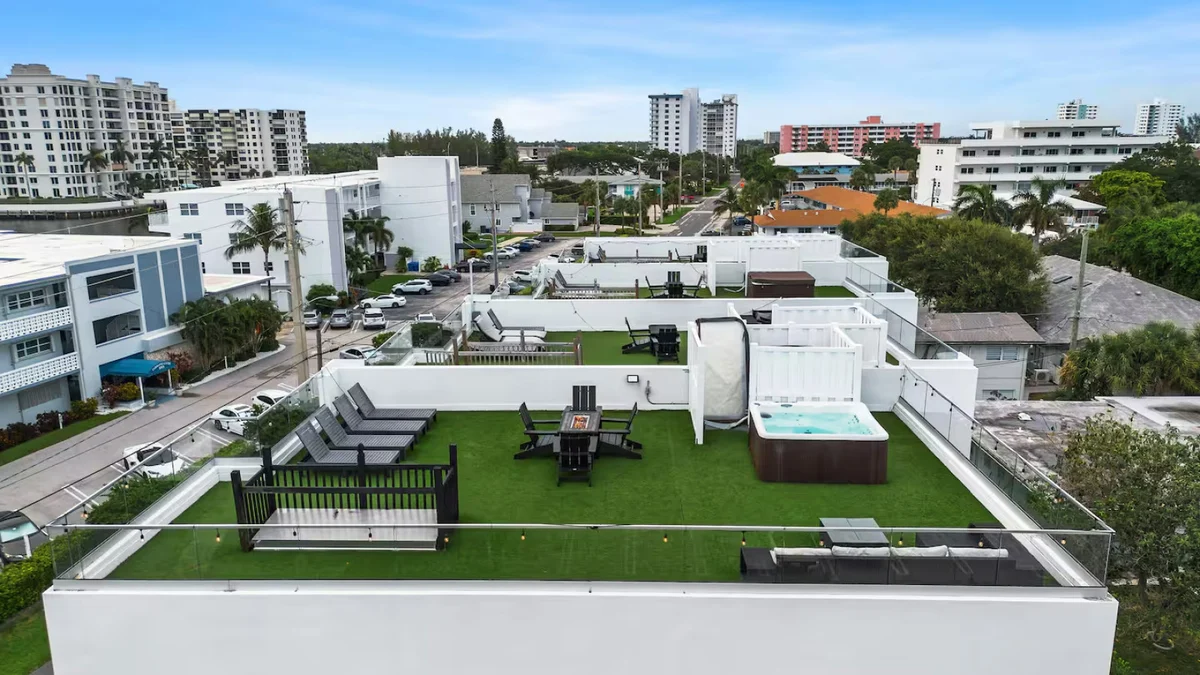 2022 Beach Home, Rooftop Spa #93