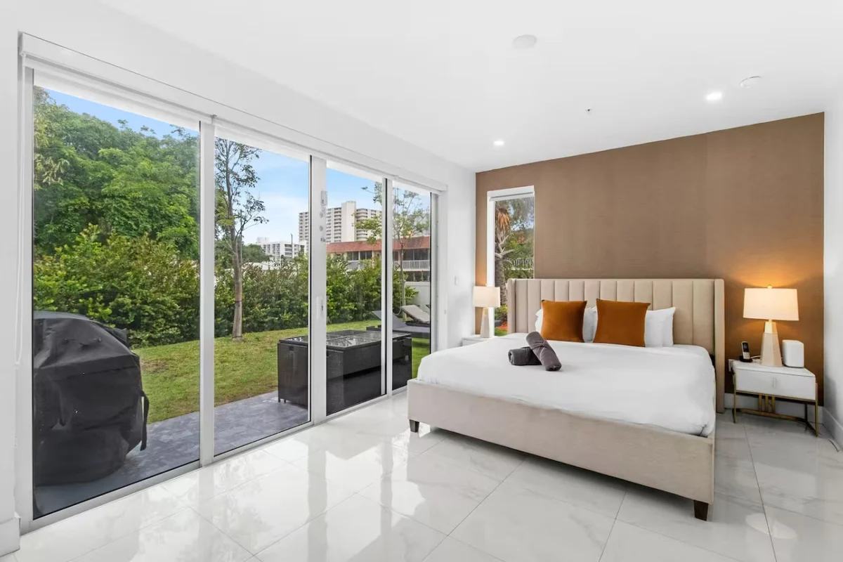 2022 Beach Home, Rooftop Spa #30