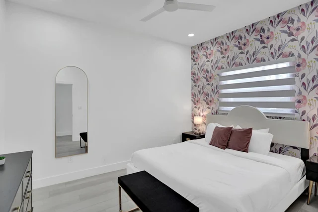 Bedroom 3 image 1