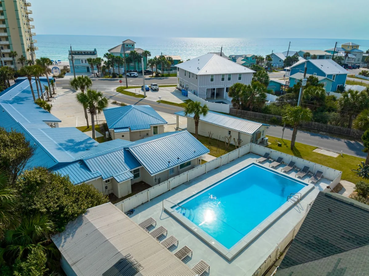 319 New - Airbnb 5 #16