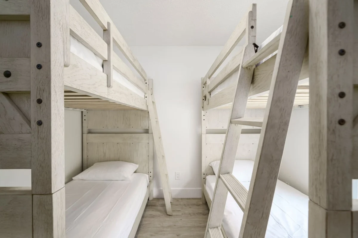 319 New - Airbnb 5 #4