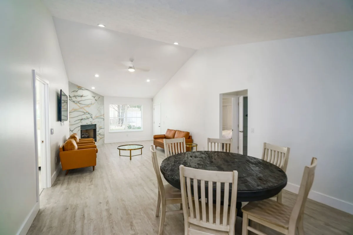 319 New - Airbnb 5 #18