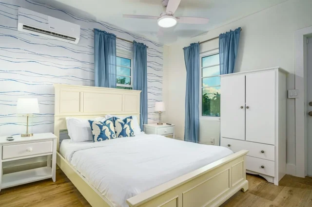 Bedroom 6 image 1