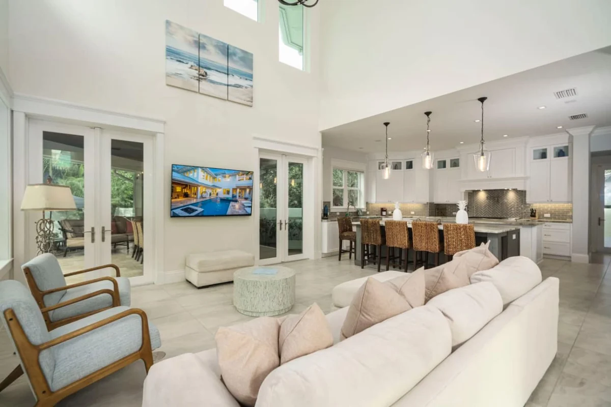 545 Stuart - NORTH #36