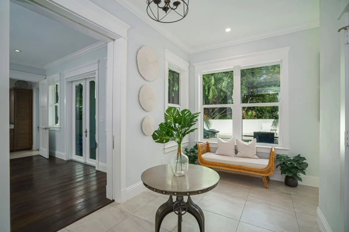 545 Stuart - NORTH #37