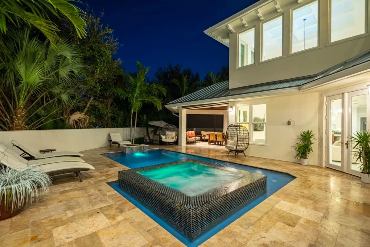 545 Stuart - NORTH #44