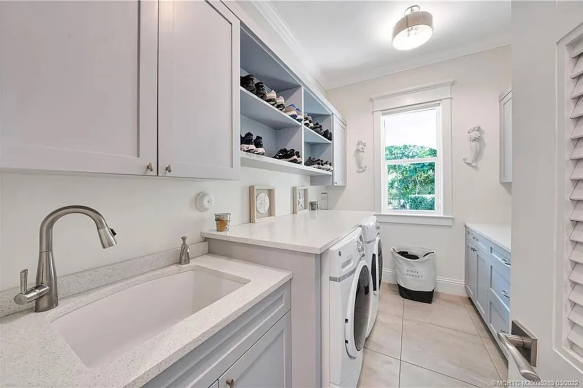 545 Stuart - NORTH #18