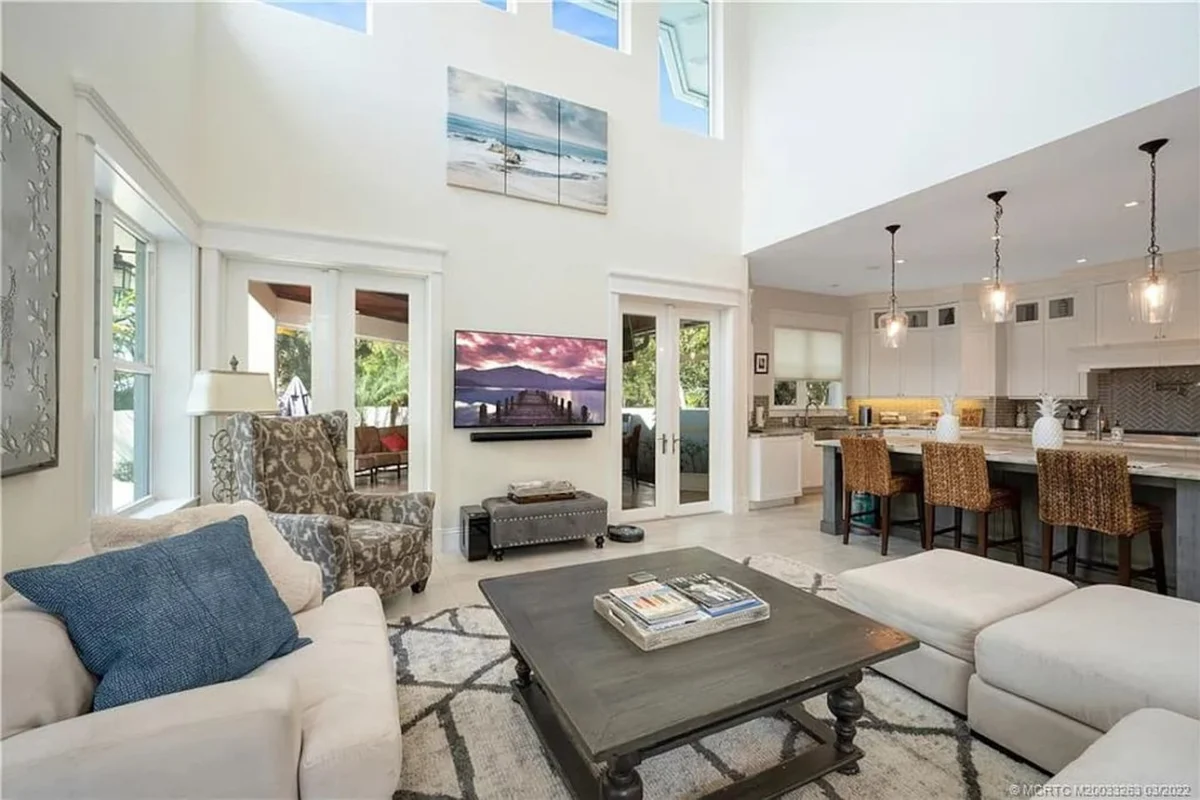 545 Stuart - NORTH #47