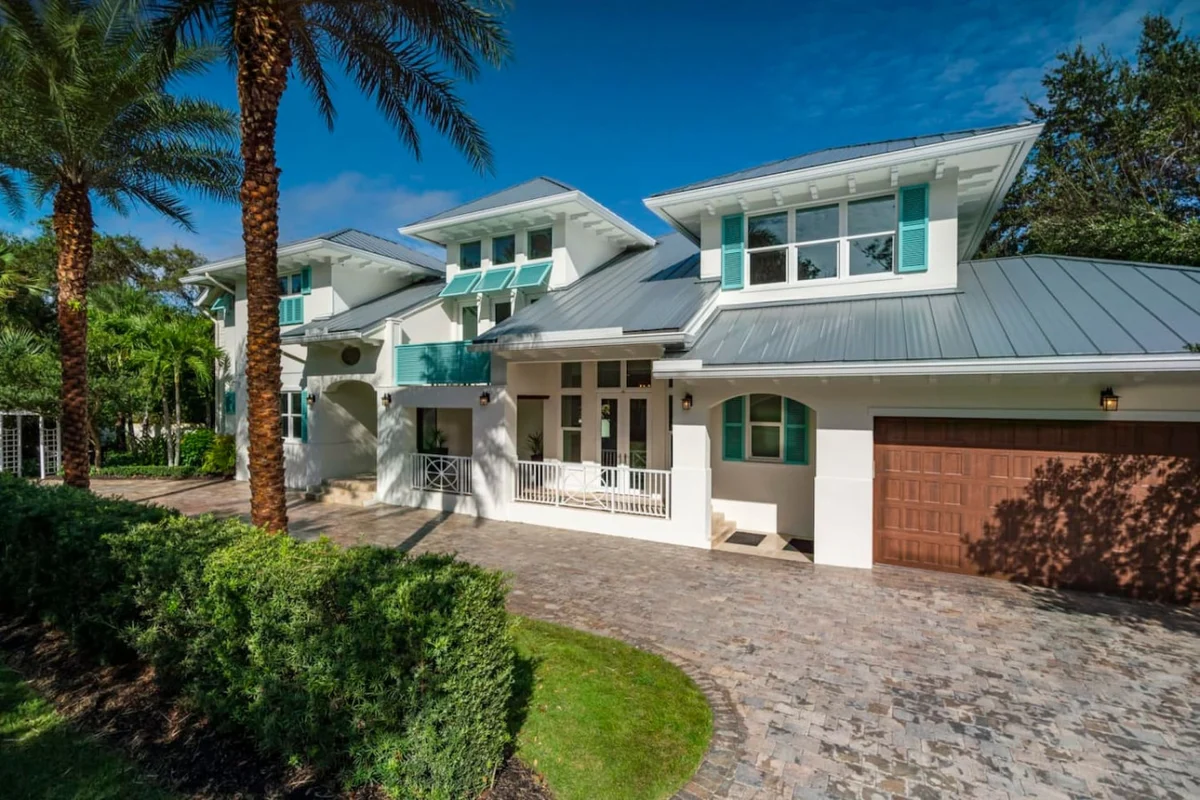 545 Stuart - NORTH #76