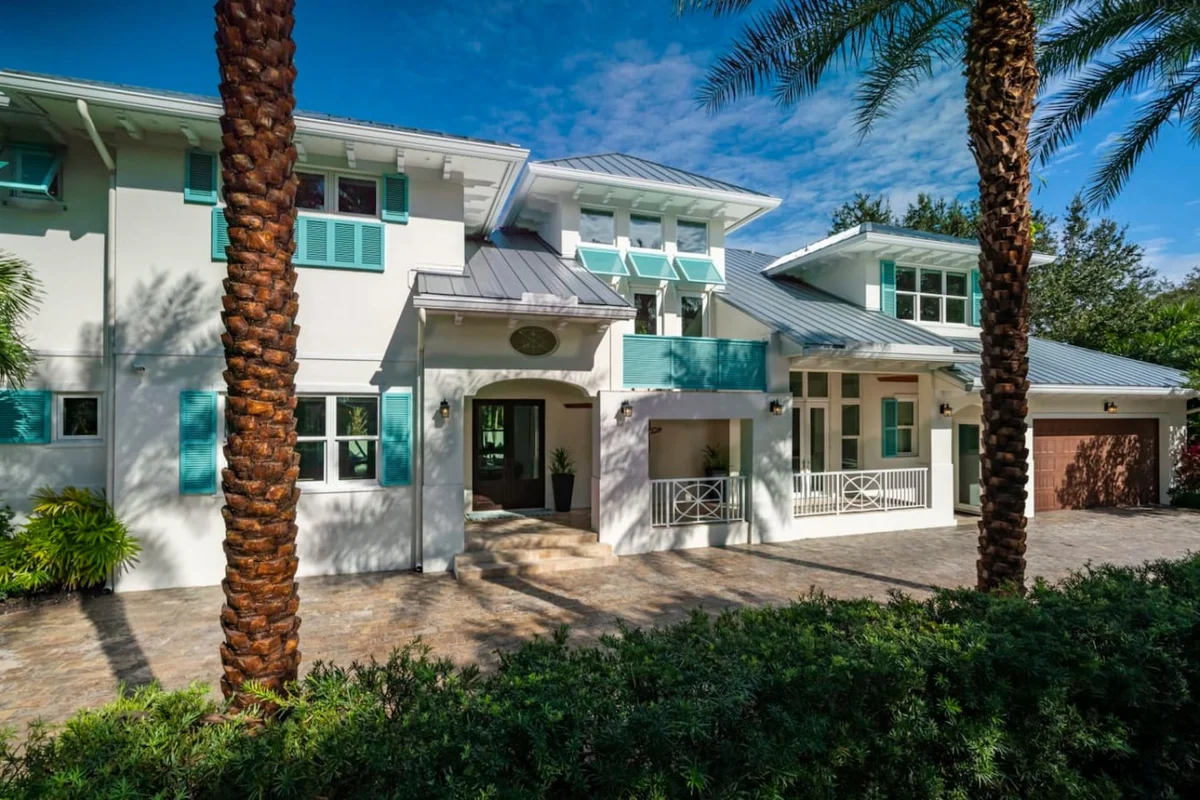 545 Stuart - NORTH #82