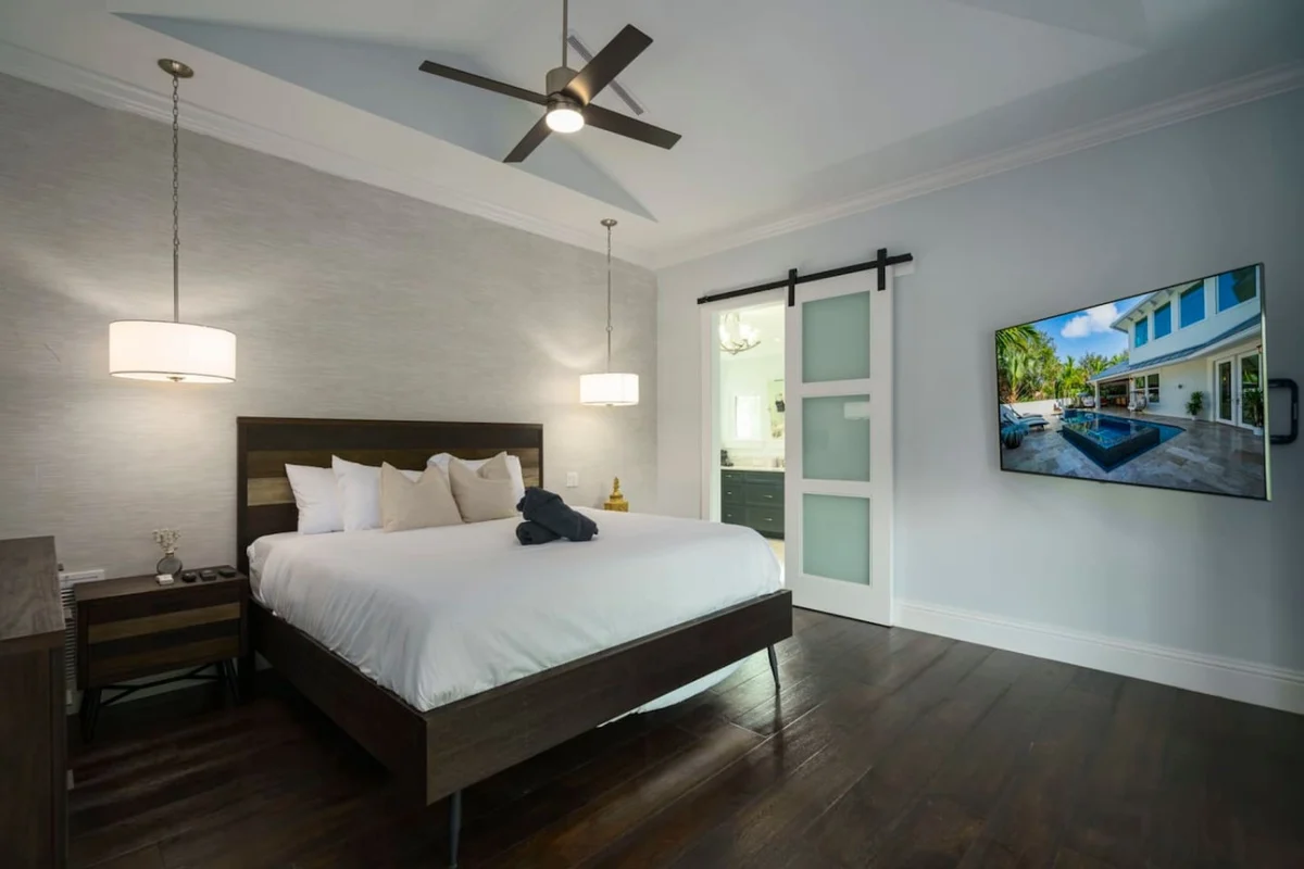 545 Stuart - NORTH #92