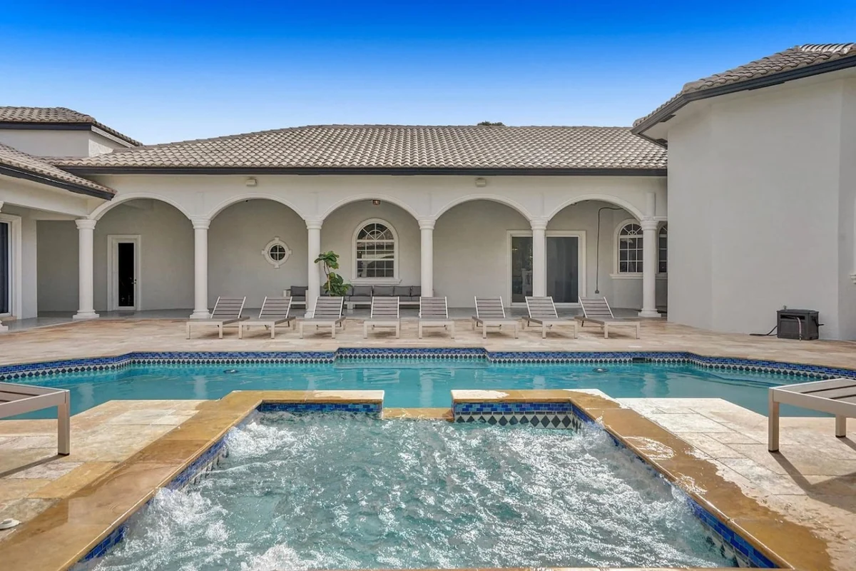 7000sf Mansion/Gameroom/Theater/Heated Pool #89