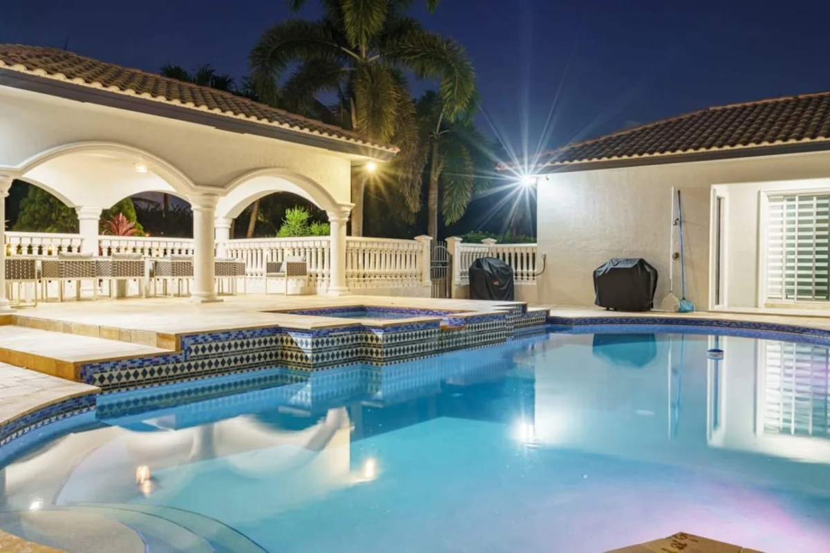 7000sf Mansion/Gameroom/Theater/Heated Pool #95