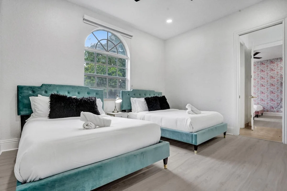 7000sf Mansion/Gameroom/Theater/Heated Pool #23