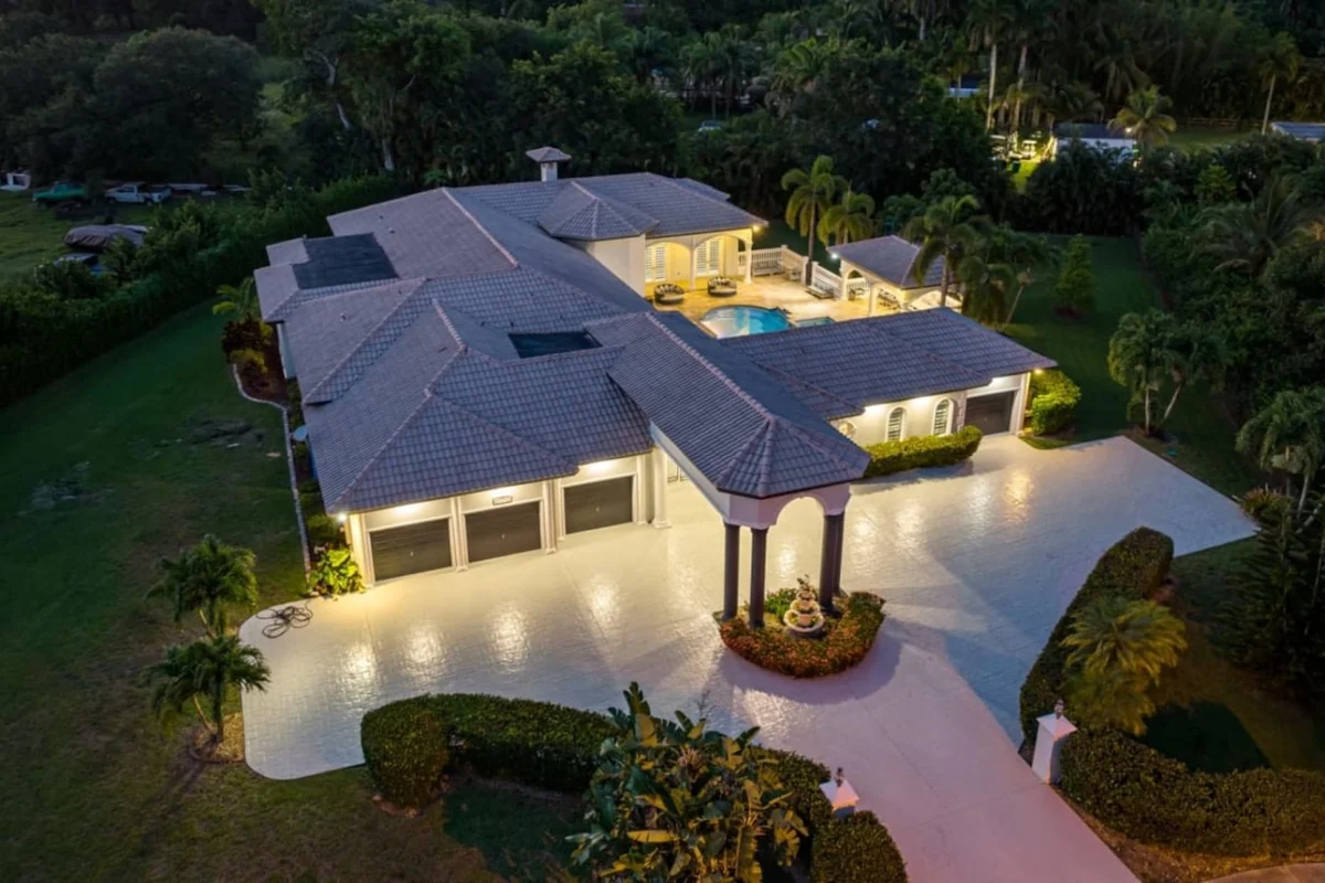 7000sf Mansion/Gameroom/Theater/Heated Pool #113