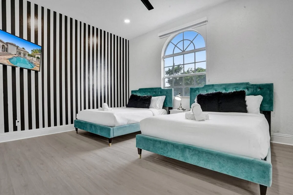 7000sf Mansion/Gameroom/Theater/Heated Pool #38