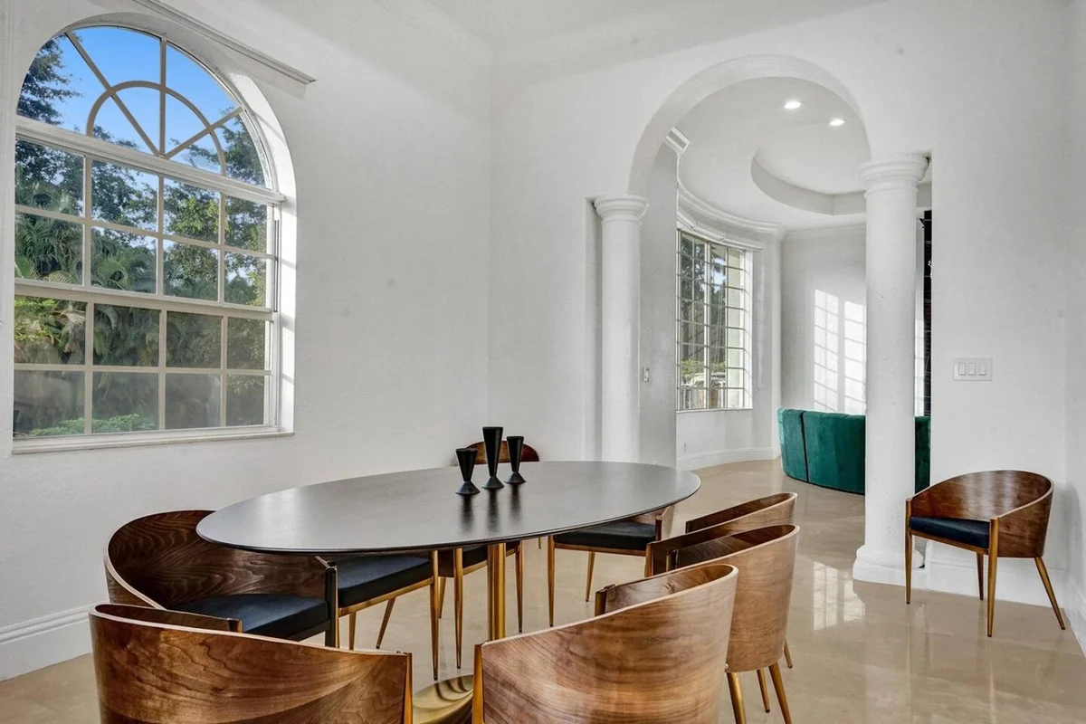 7000sf Mansion/Gameroom/Theater/Heated Pool #105