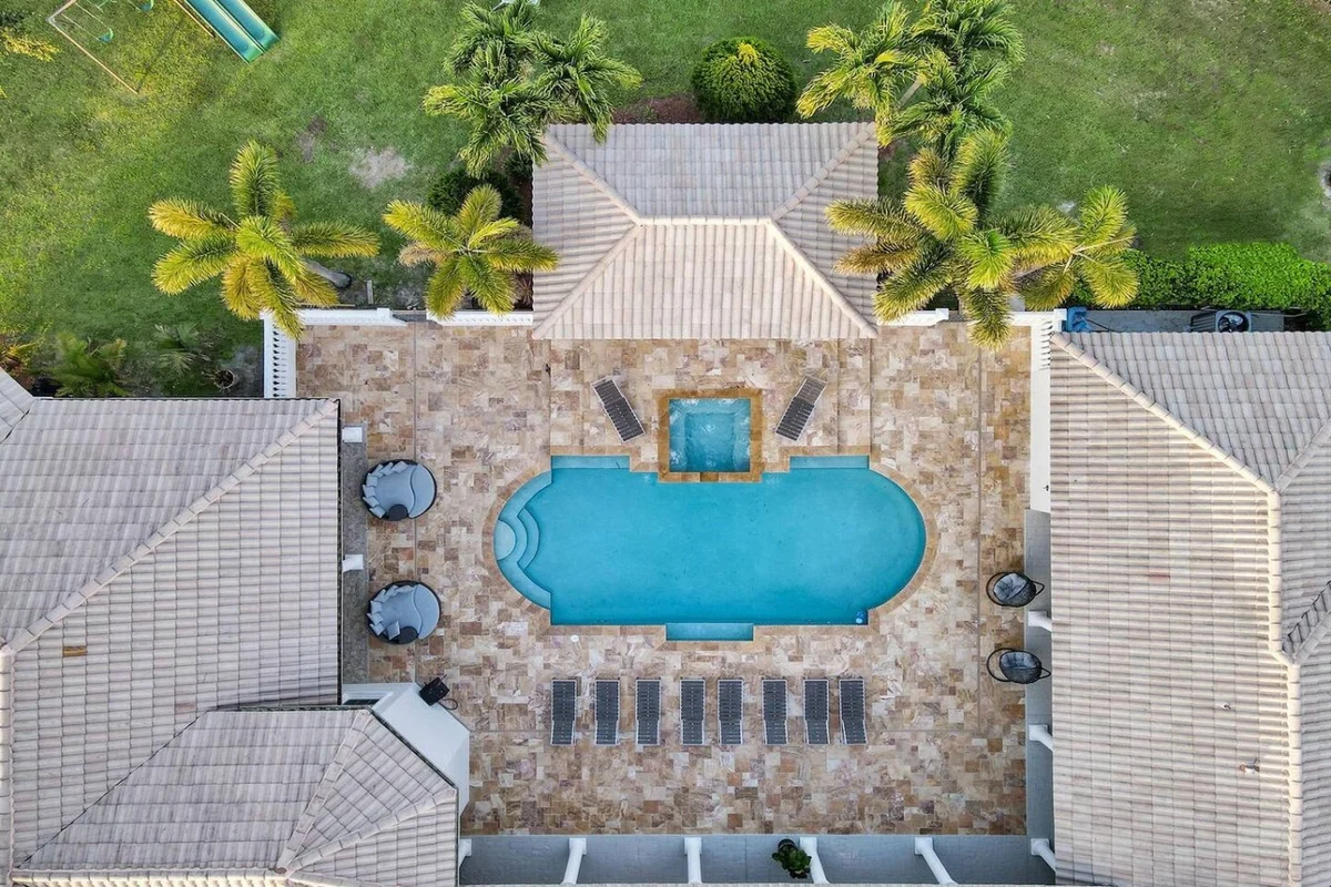 7000sf Mansion/Gameroom/Theater/Heated Pool #153