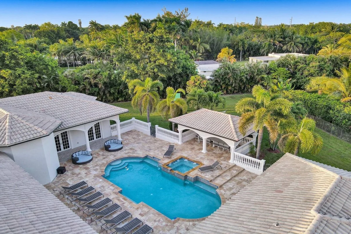 7000sf Mansion/Gameroom/Theater/Heated Pool #150