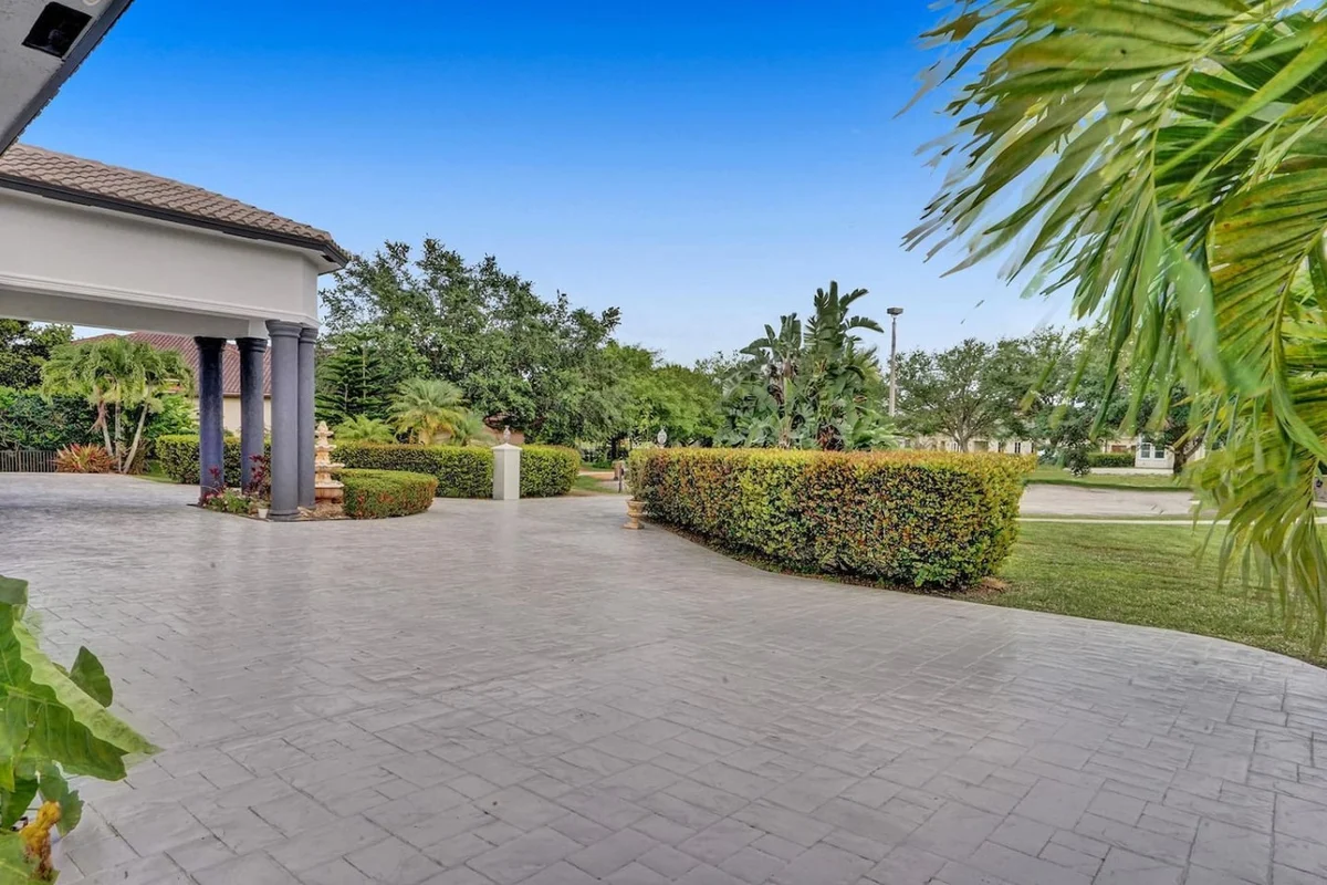 7000sf Mansion/Gameroom/Theater/Heated Pool #135