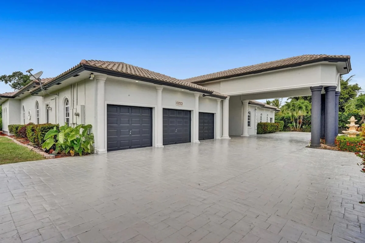 7000sf Mansion/Gameroom/Theater/Heated Pool #145