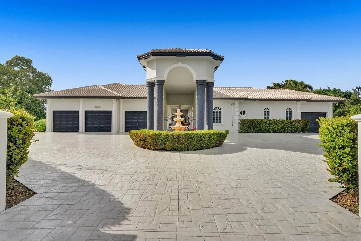 7000sf Mansion/Gameroom/Theater/Heated Pool #147