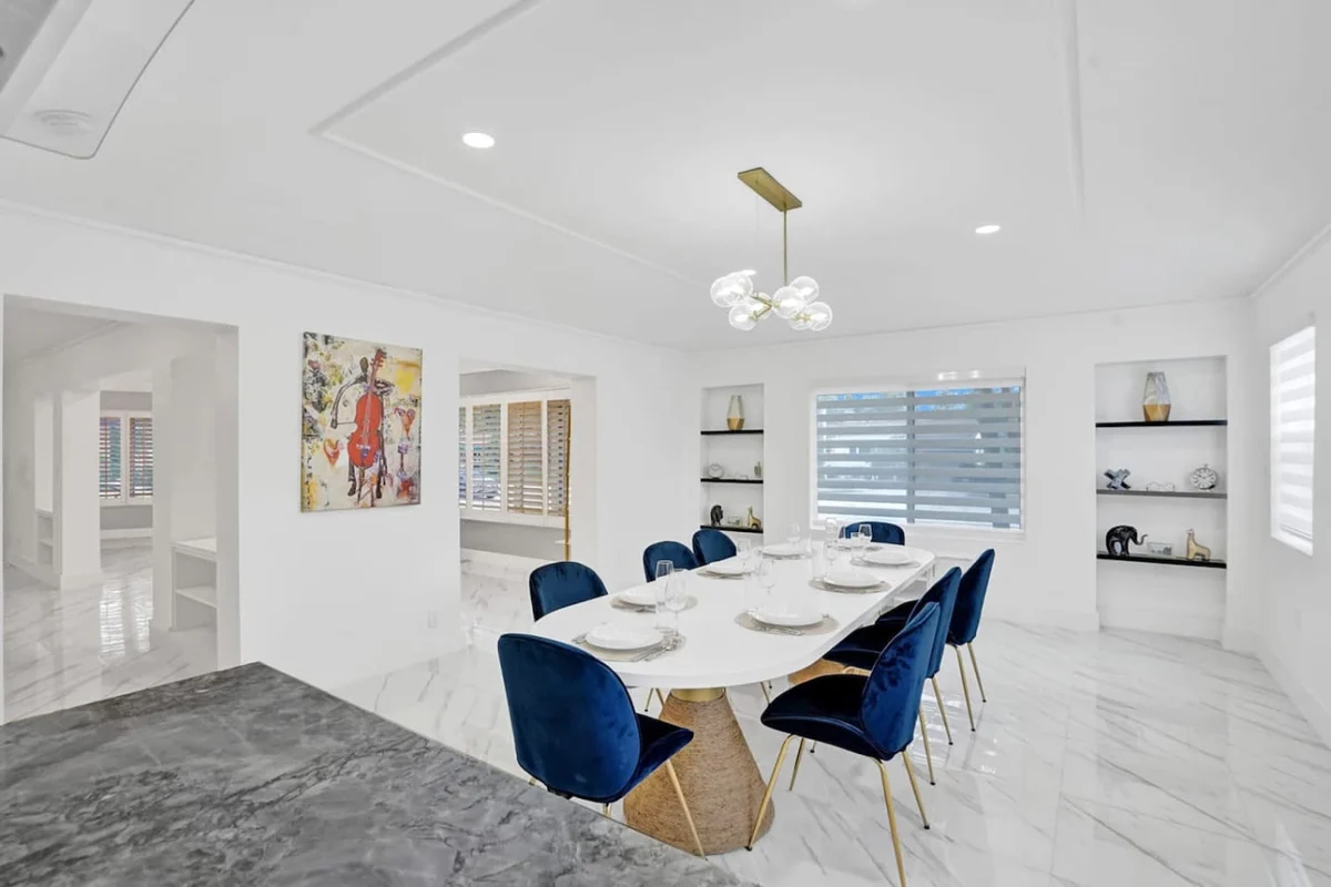 725 - Airbnb 5 #7