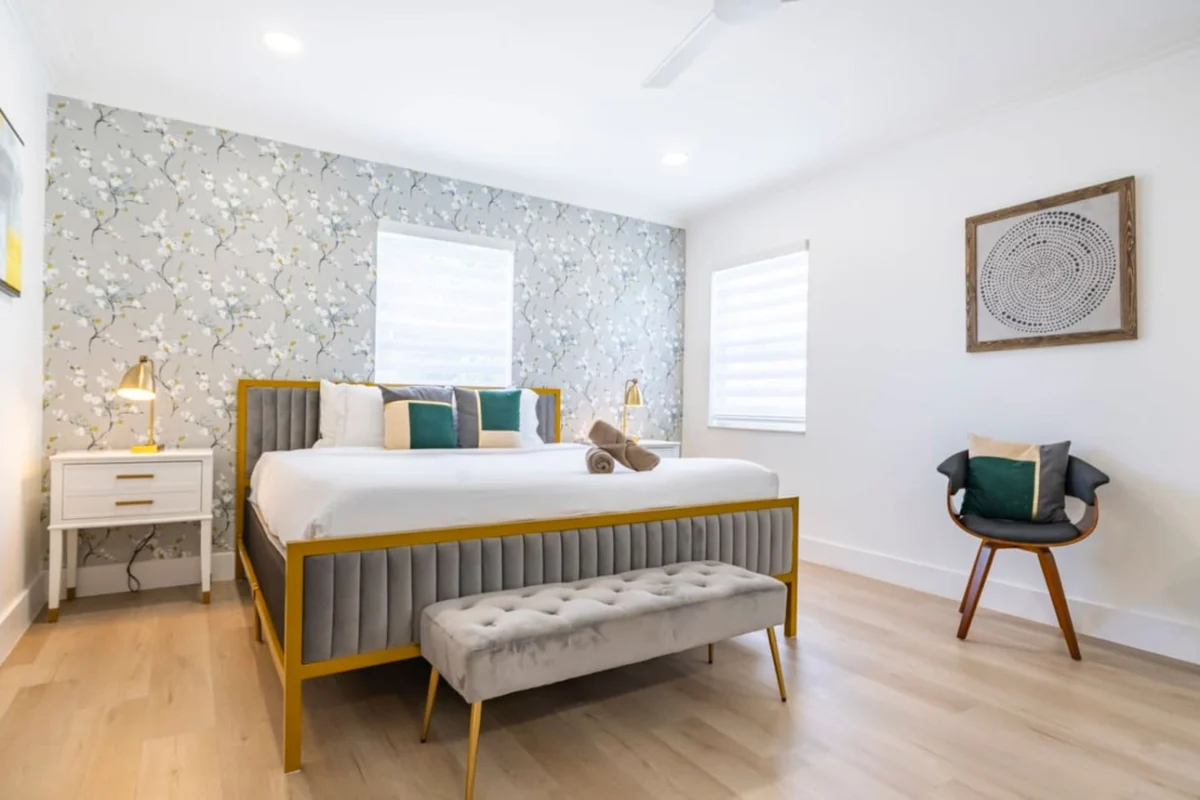 725 - Airbnb 5 #16