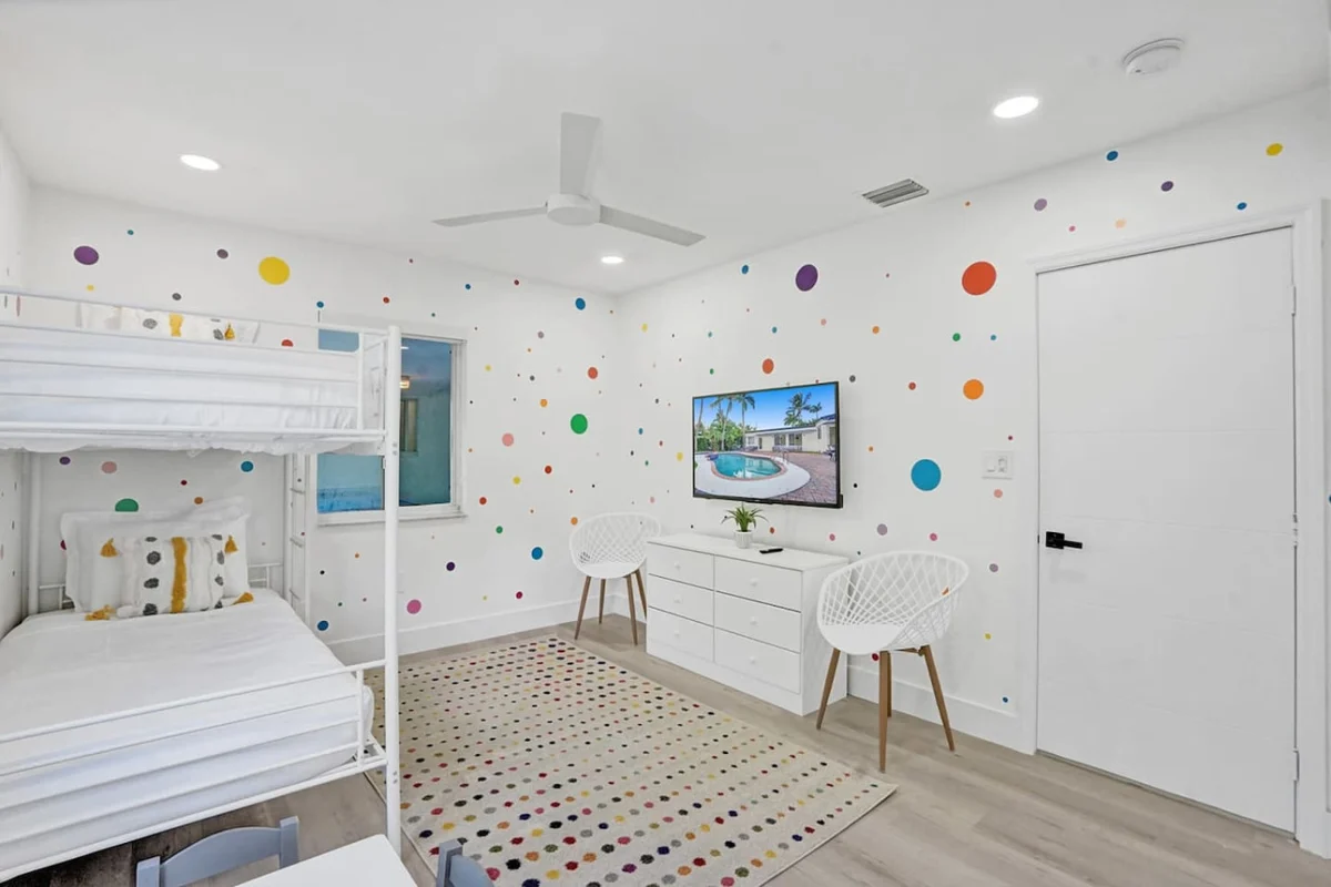 725 Harrison #11