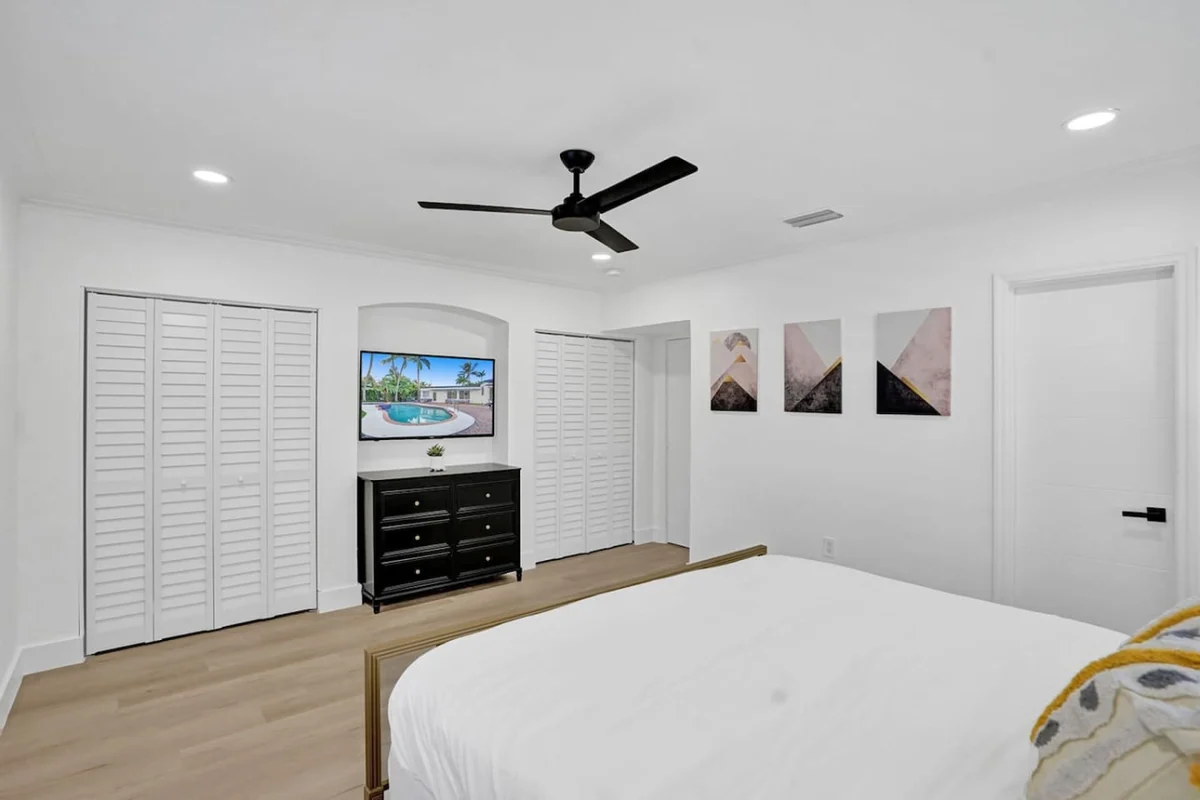 725 Harrison #77