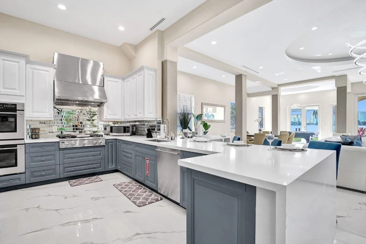741 North Southlake #2