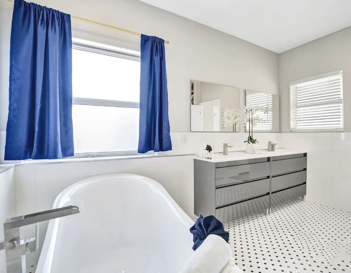 741 North Southlake #16