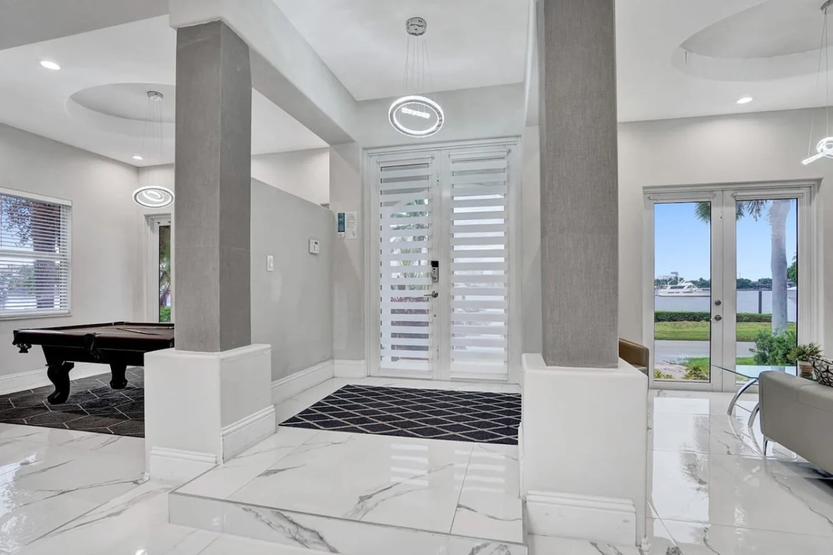 741 North Southlake #42