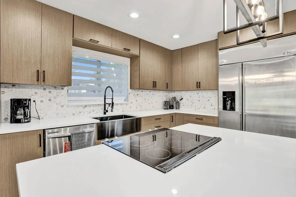 911N Northlake #46