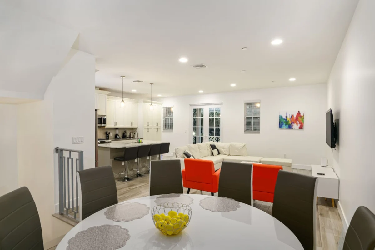 Luxury Townhome | Pool | Beach & Golf Escape #6
