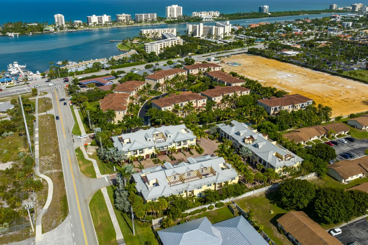 Luxury Townhome | Pool | Beach & Golf Escape #22
