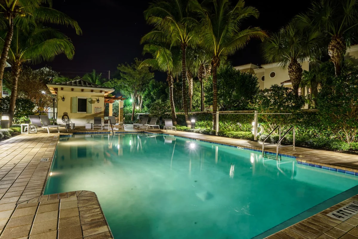 Luxury Townhome | Pool | Beach & Golf Escape #27