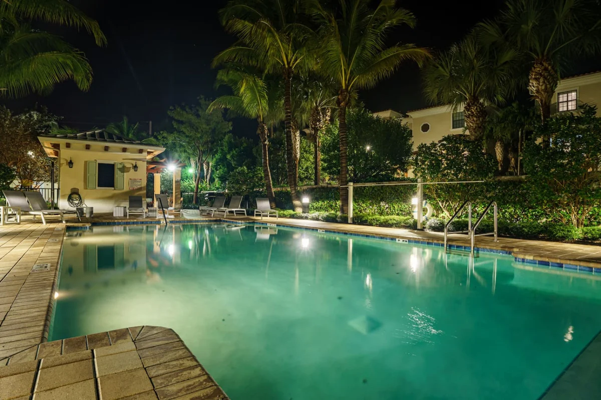 Luxury Townhome | Pool | Beach & Golf Escape #29