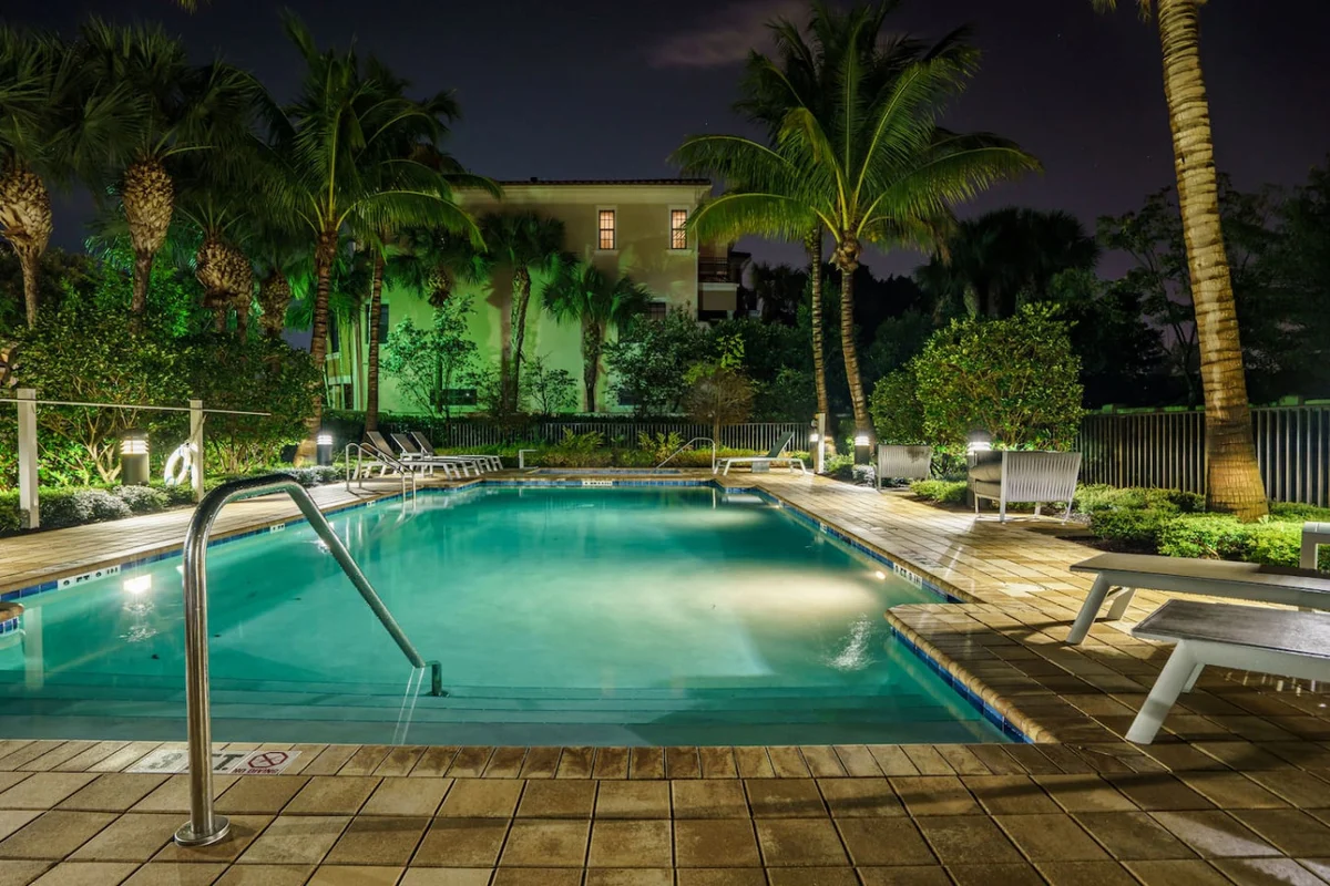 Luxury Townhome | Pool | Beach & Golf Escape #41
