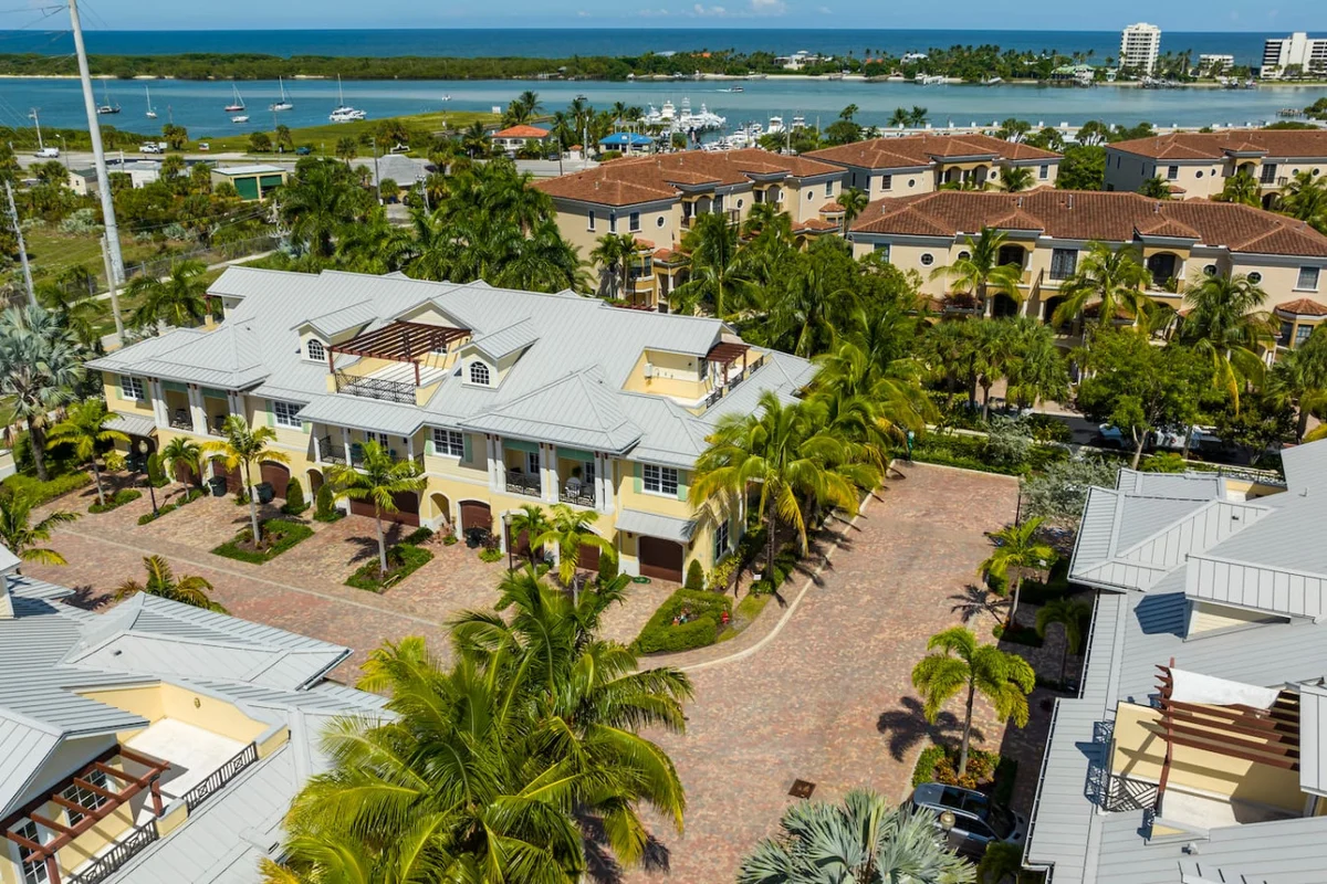 Luxury Townhome | Pool | Beach & Golf Escape #85