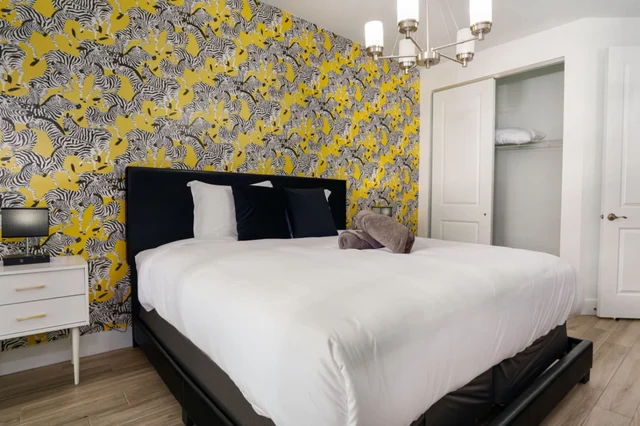 Bedroom 3 image 1