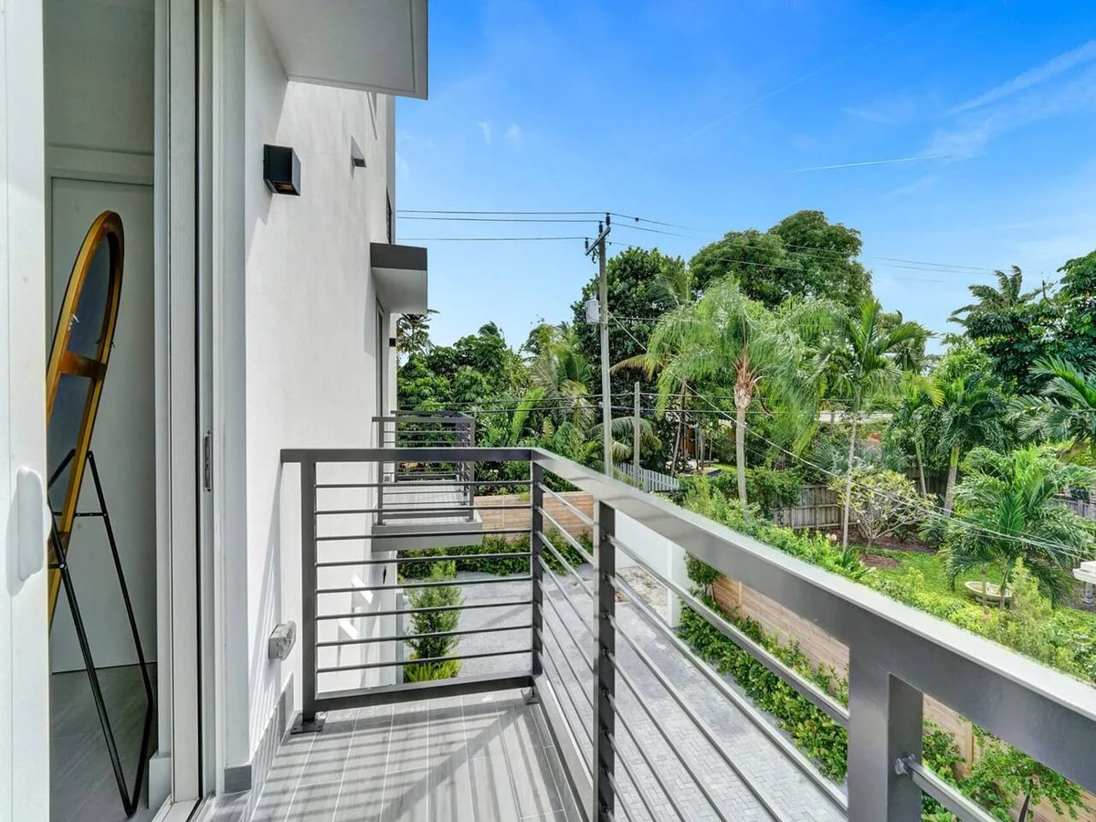 New 2023 Luxe Modern Home with Pool #23
