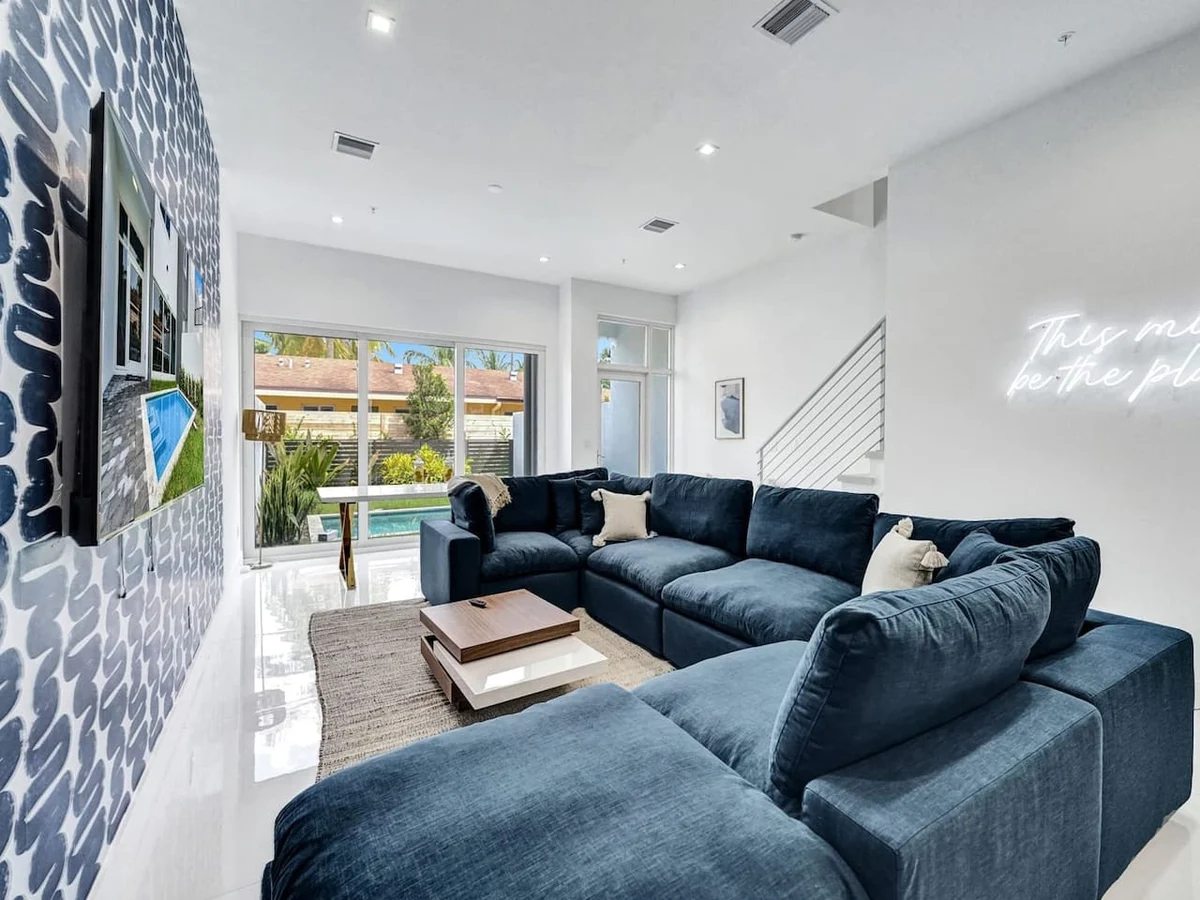 New 2023 Luxe Modern Home with Pool #30