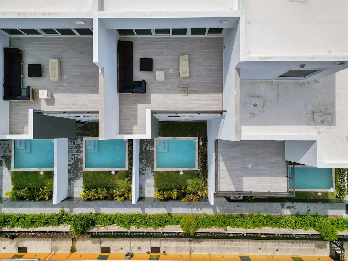 New 2023 Luxe Modern Home with Pool #103