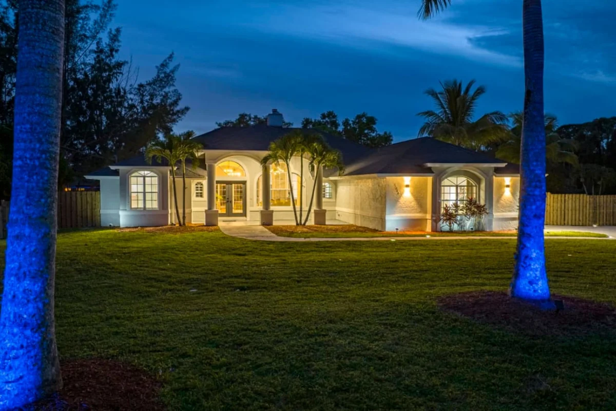 Newly Designed Renovated Luxe 8 BR Heated Pool #24