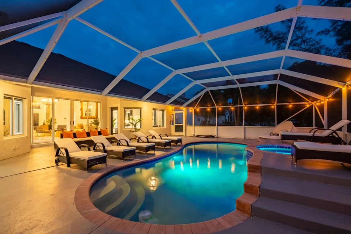 Newly Designed Renovated Luxe 8 BR Heated Pool #28
