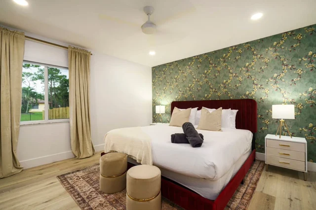 Bedroom 3 image 1