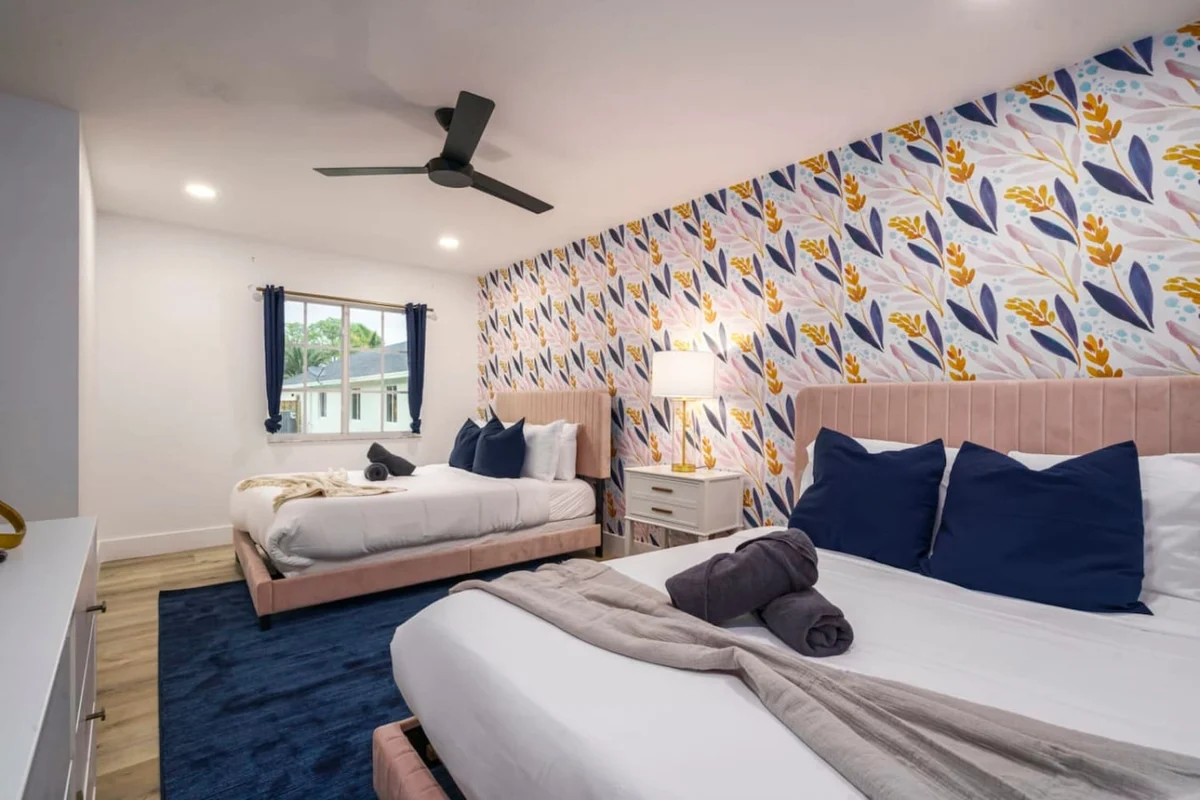 Newly Designed Renovated Luxe 8 BR Heated Pool #60
