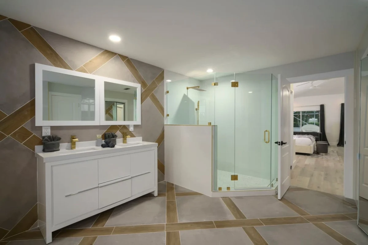 Newly Designed Renovated Luxe 8 BR Heated Pool #21